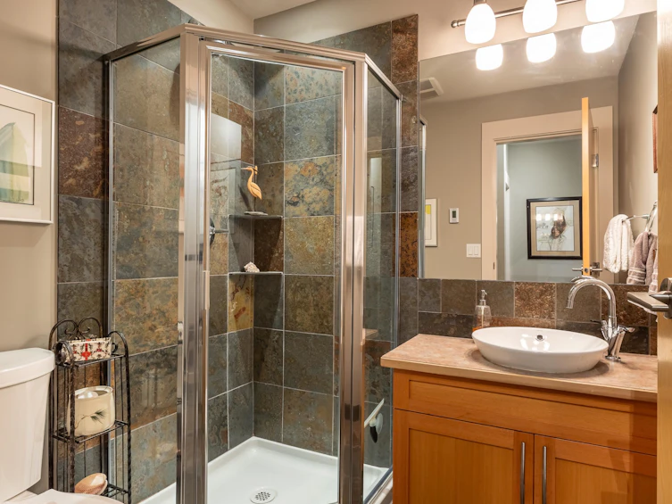 5374 Wakefield Beach Lane, Sechelt, BC, V7Z 0T6 - 29
