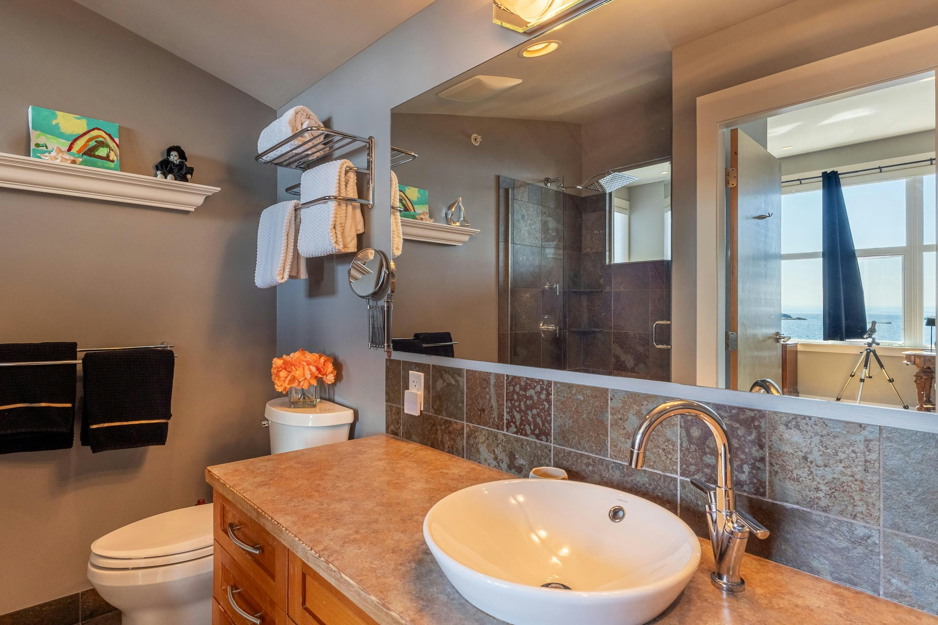 5374 Wakefield Beach Lane, Sechelt, BC, V7Z 0T6 - 22