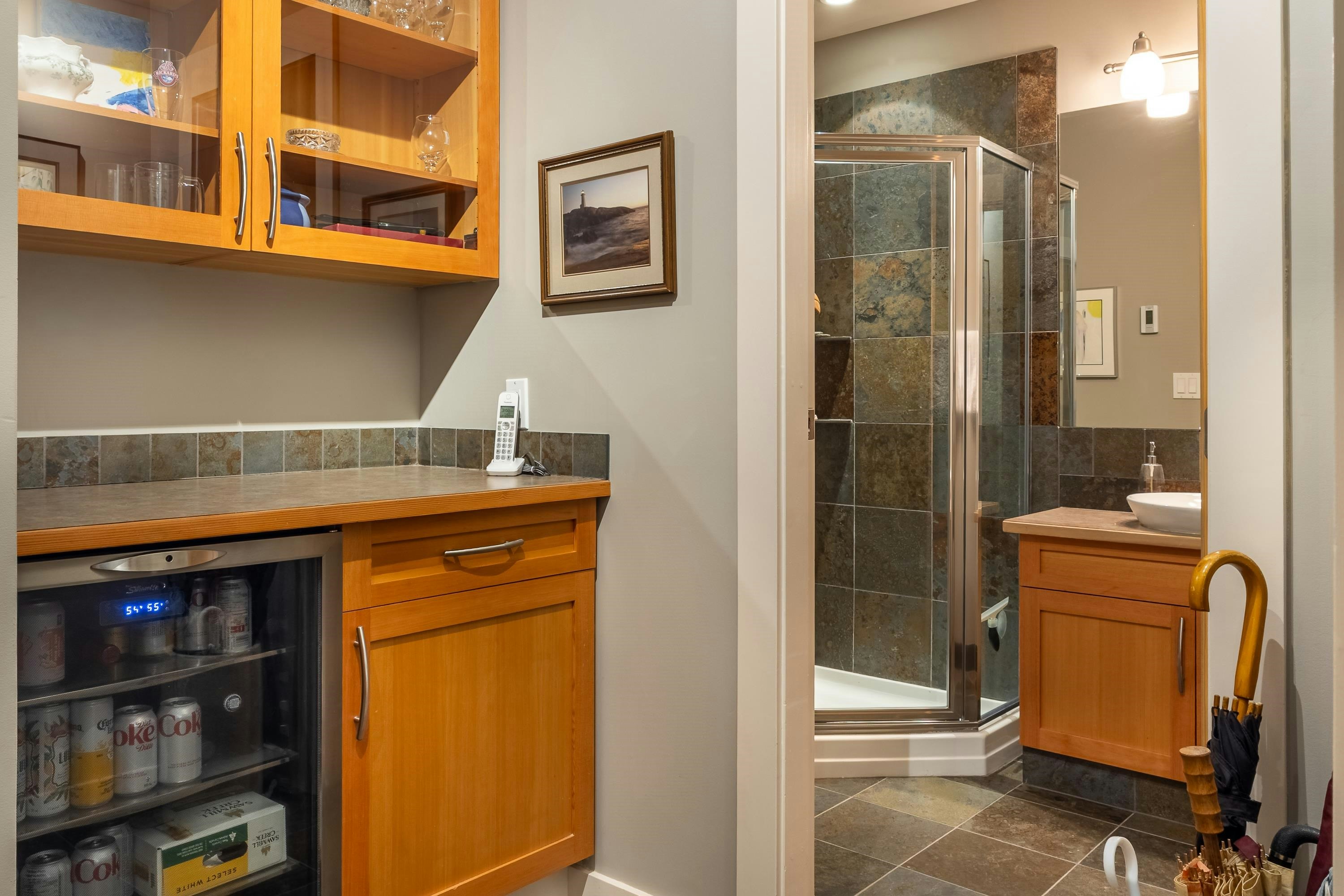 5374 Wakefield Beach Lane, Sechelt, BC, V7Z 0T6 - 28