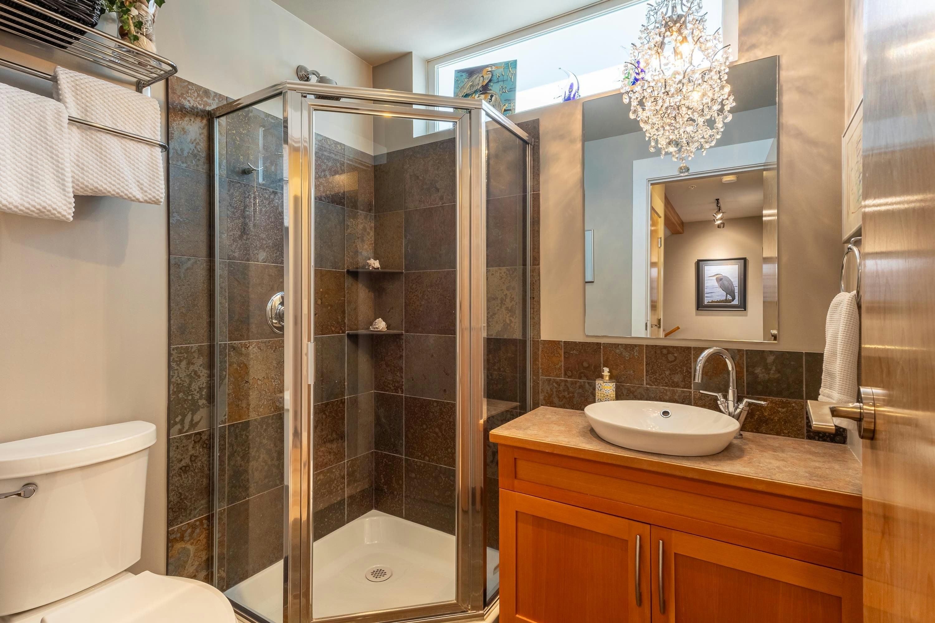5374 Wakefield Beach Lane, Sechelt, BC, V7Z 0T6 - 14