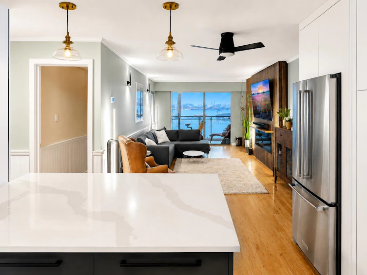 303-441 E 3rd Street, North Vancouver, BC, V7L 1G3 - 4