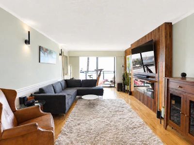 303-441 E 3rd Street - 5