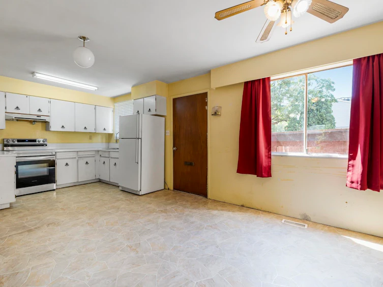 1310 Tina Way, Port Coquitlam, BC, V3C 2V3 - 12