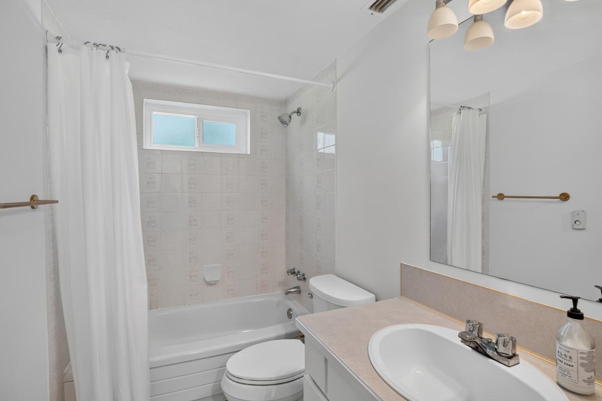 2929 Dollarton Highway (Basement Suite), North Vancouver, BC, V7H 1B1 - 10