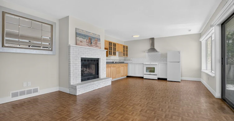 2929 Dollarton Highway (Basement Suite), North Vancouver, BC, V7H 1B1 - 2