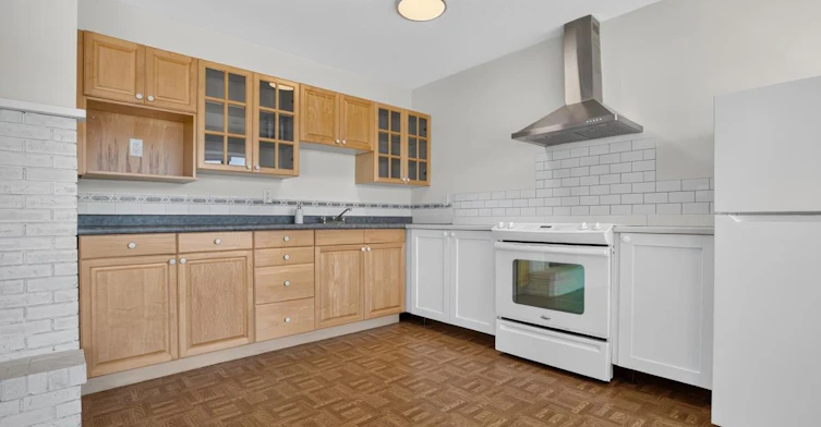 2929 Dollarton Highway (Basement Suite), North Vancouver, BC, V7H 1B1 - 3