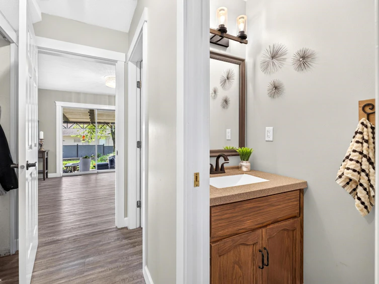 14950 86a Avenue, Surrey, BC, V3S 7E8 - 6