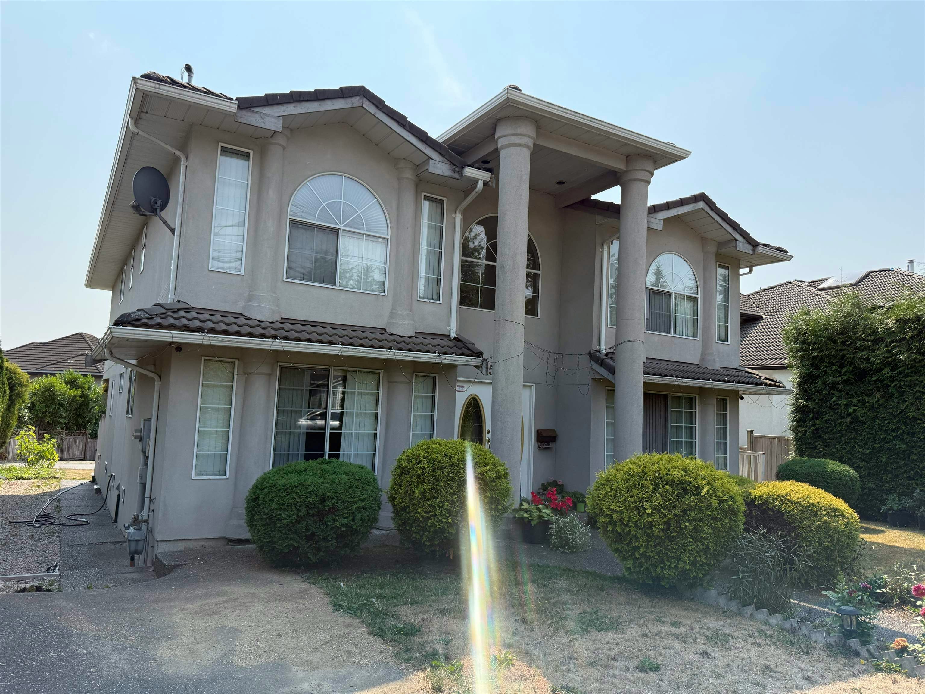 15290 84 Avenue, Surrey, BC, V3S 2N1