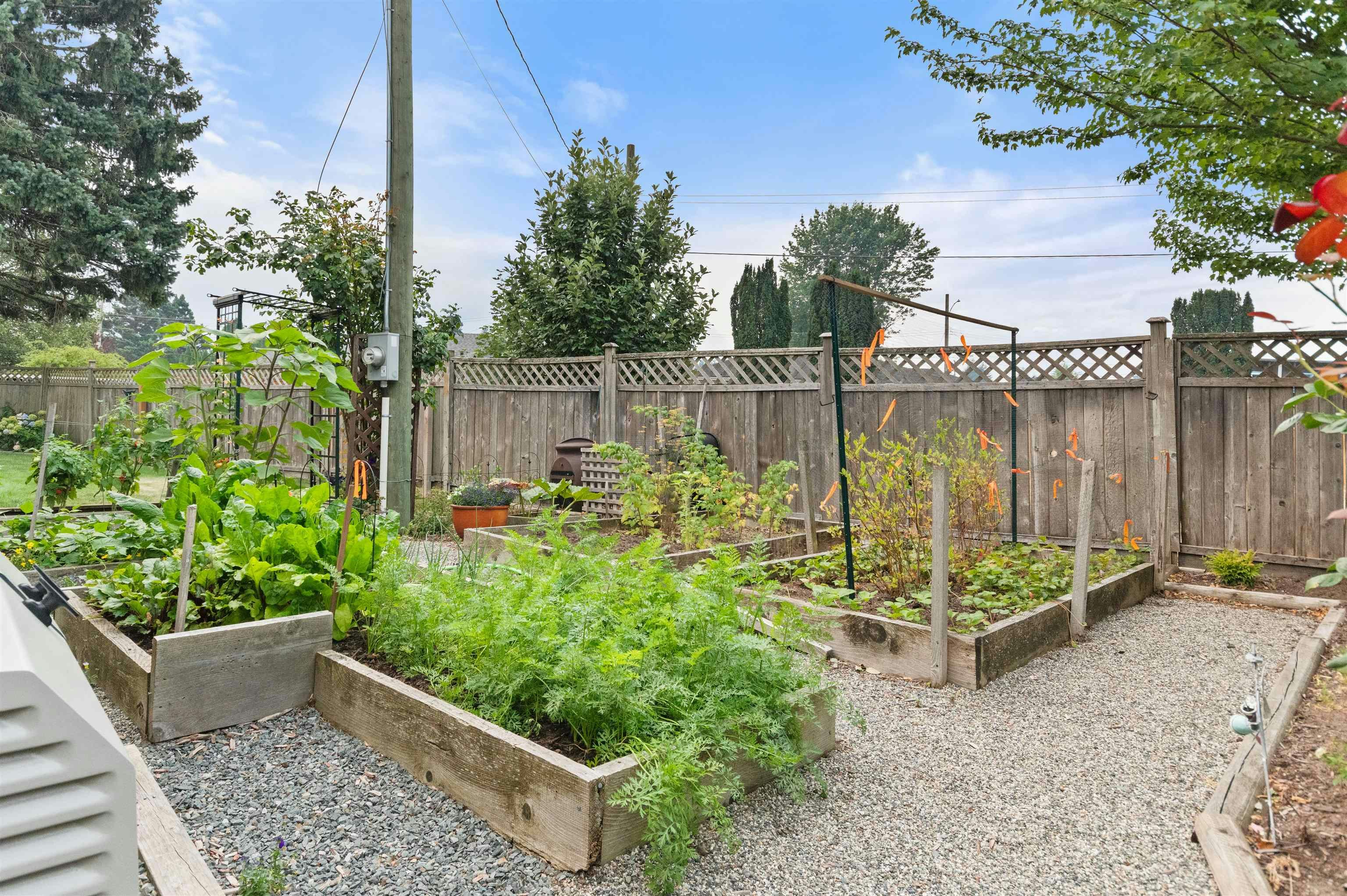380 Dewdney Avenue, Hope, BC, V0X 1L0 - 35