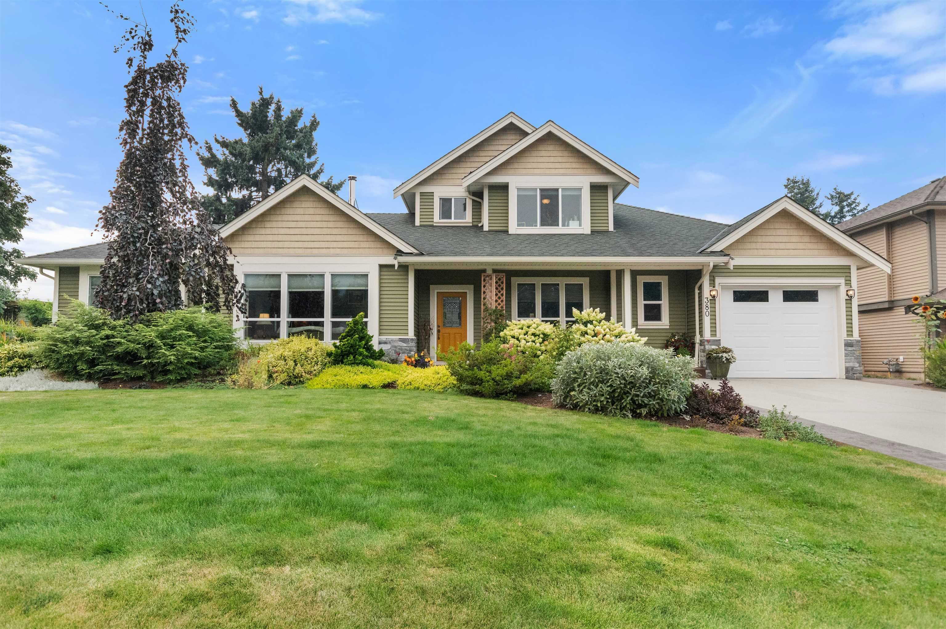 380 Dewdney Avenue, Hope, BC, V0X 1L0