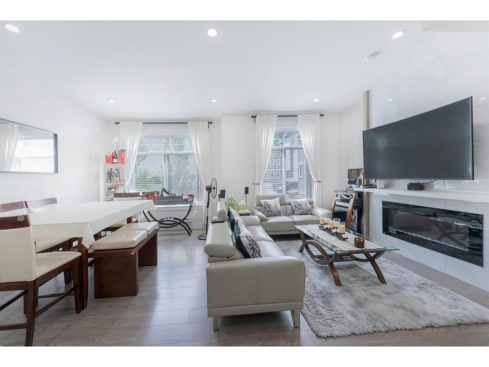 2-11267 133 Street - 2