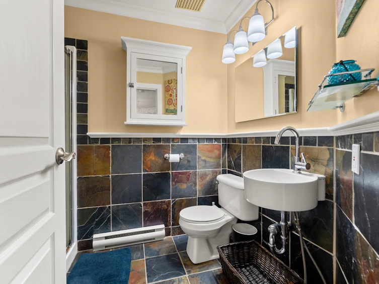 401-12639 No. 2 Road, Richmond, BC, V7E 6N6 - 11