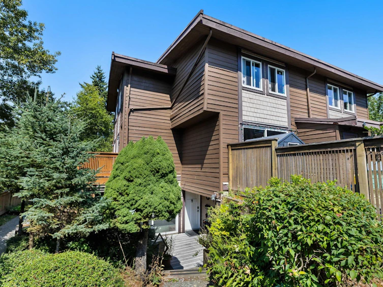 2-302 Highland Way, Port Moody, BC, V3H 3V7