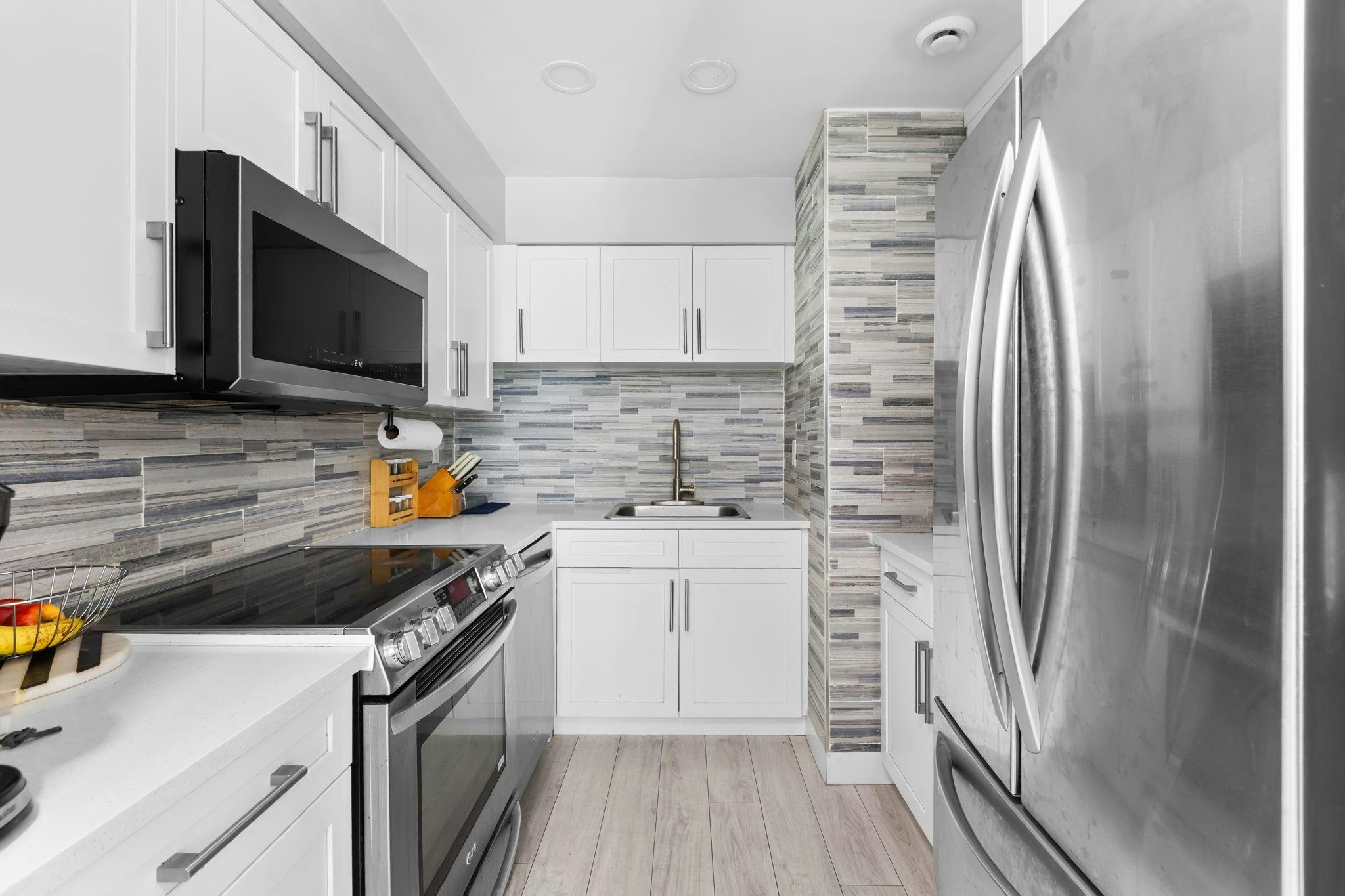 2-302 Highland Way, Port Moody, BC, V3H 3V7 - 11