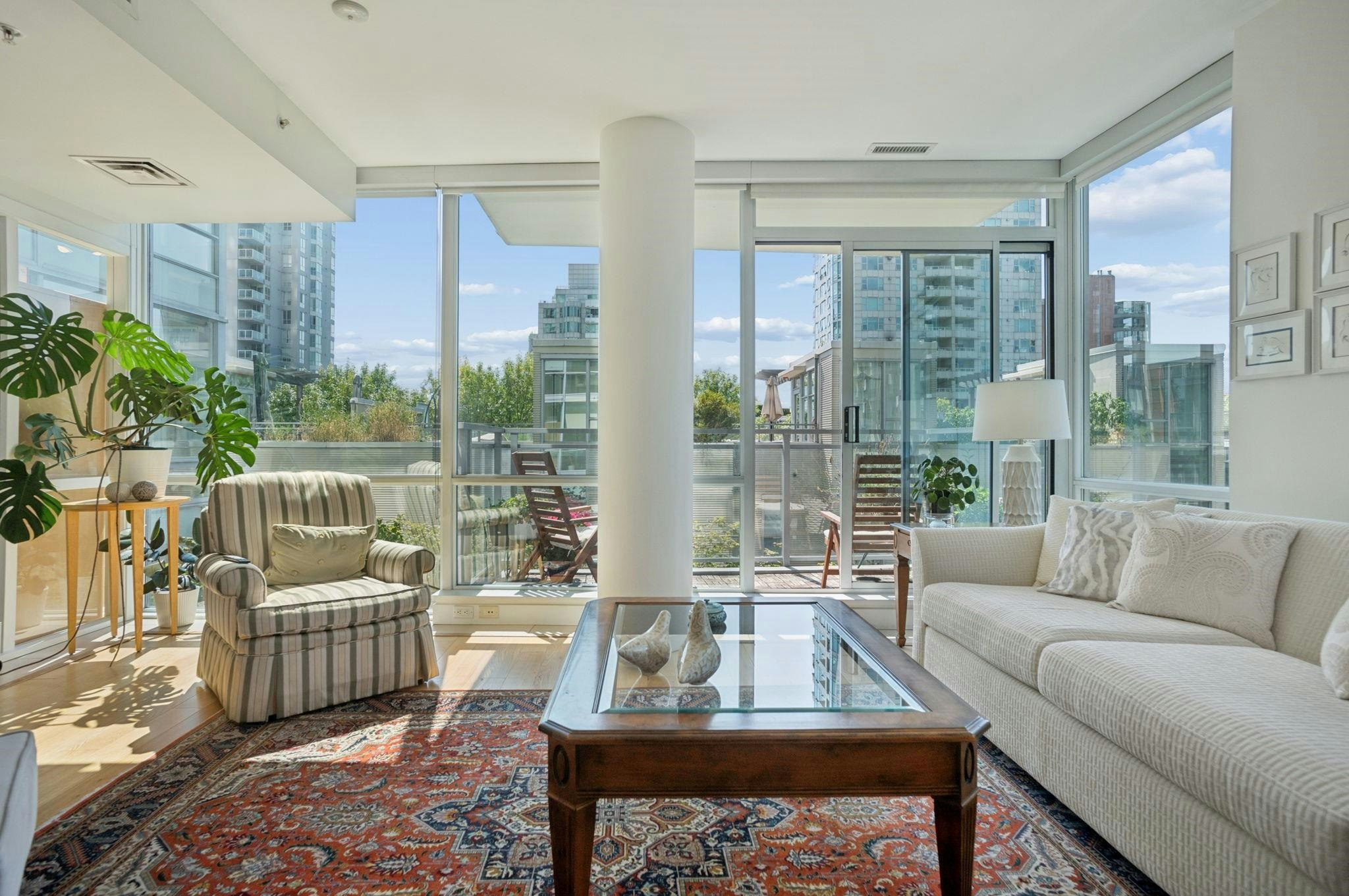 405-1455 Howe Street - 5