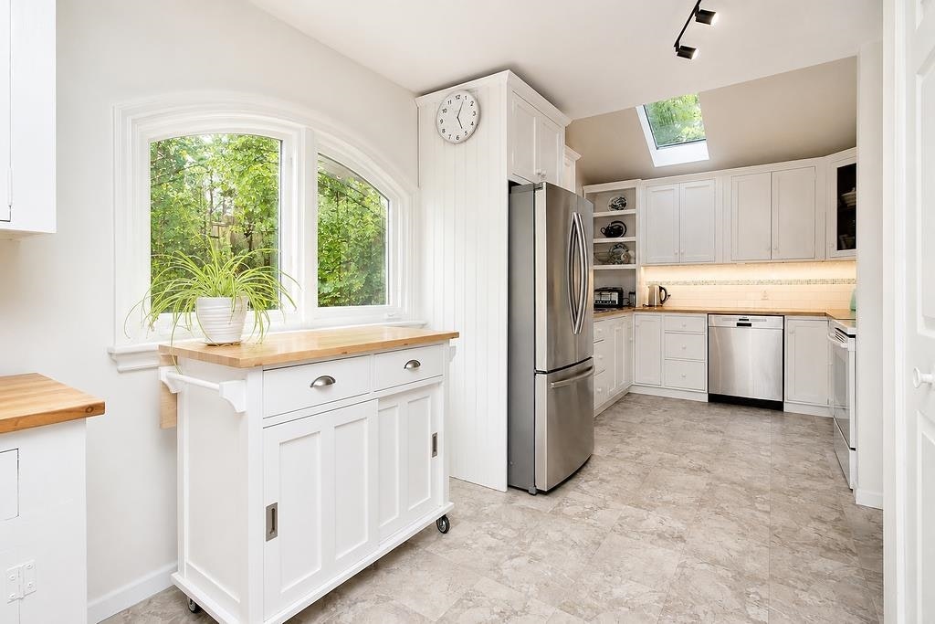 3131 Beach Avenue, Roberts Creek, BC, V0N 2W2 - 10