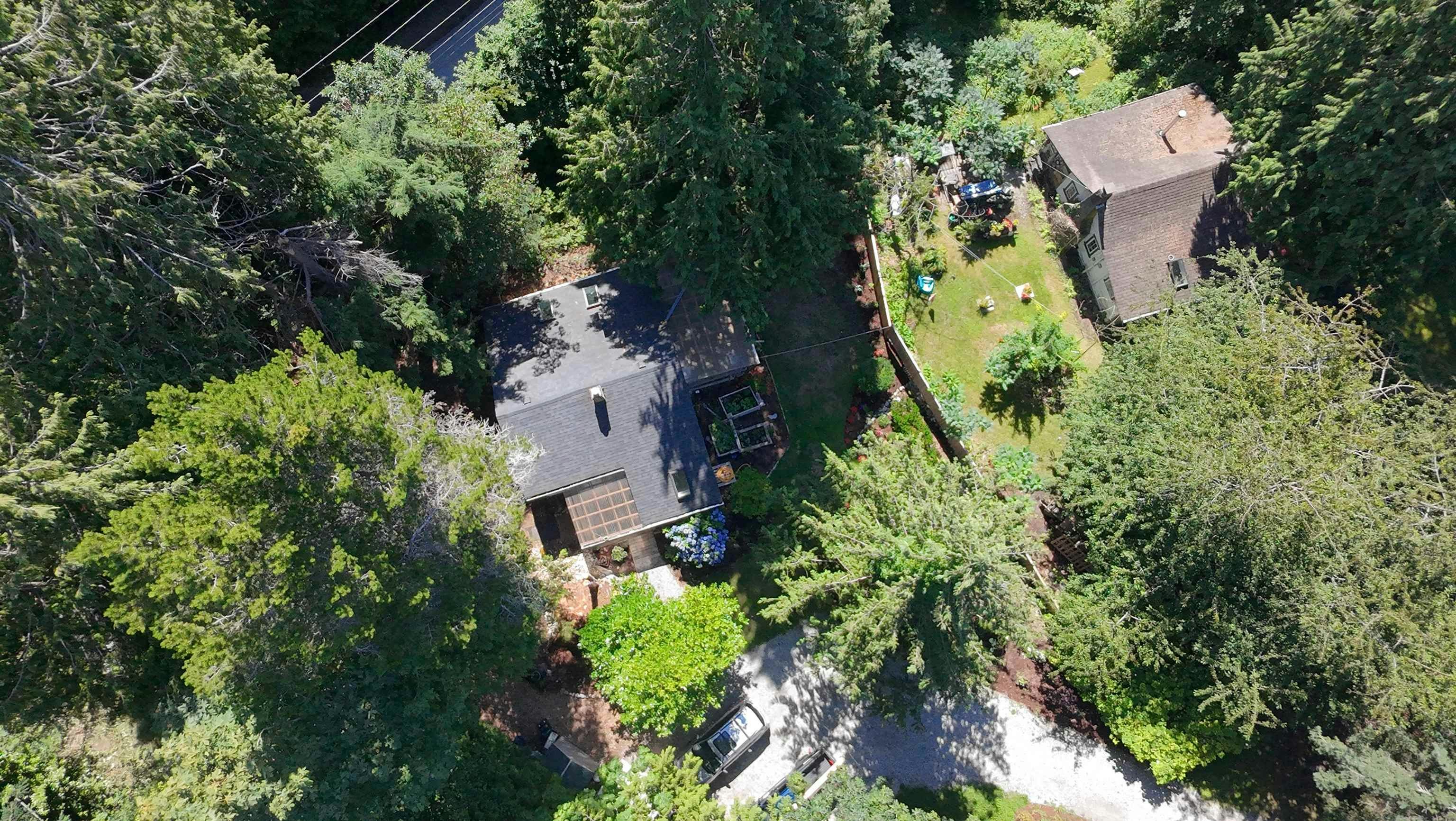 3131 Beach Avenue, Roberts Creek, BC, V0N 2W2 - 39