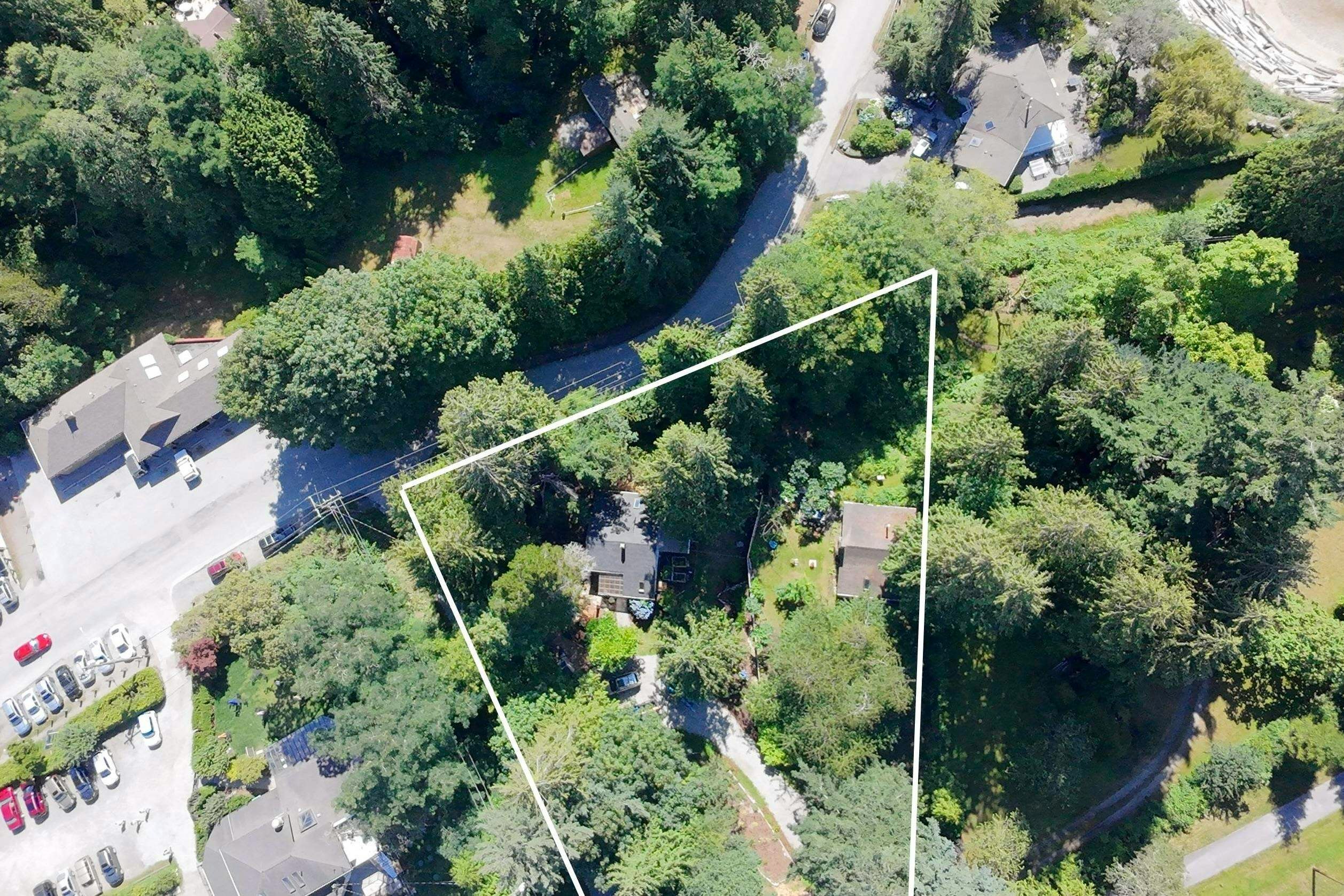 3131 Beach Avenue, Roberts Creek, BC, V0N 2W2 - 38
