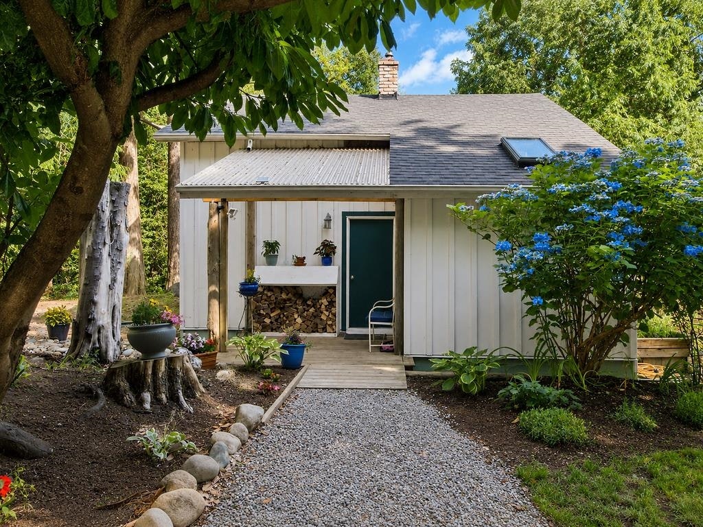 3131 Beach Avenue, Roberts Creek, BC, V0N 2W2 - 6