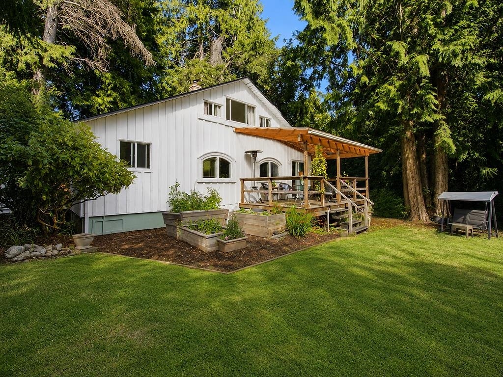 3131 Beach Avenue, Roberts Creek, BC, V0N 2W2 - 35