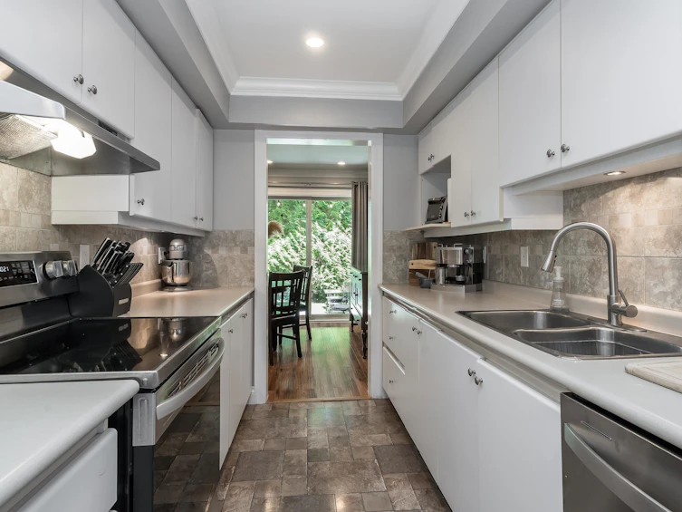 1873 Lilac Drive, Surrey, BC, V4A 6C7 - 6