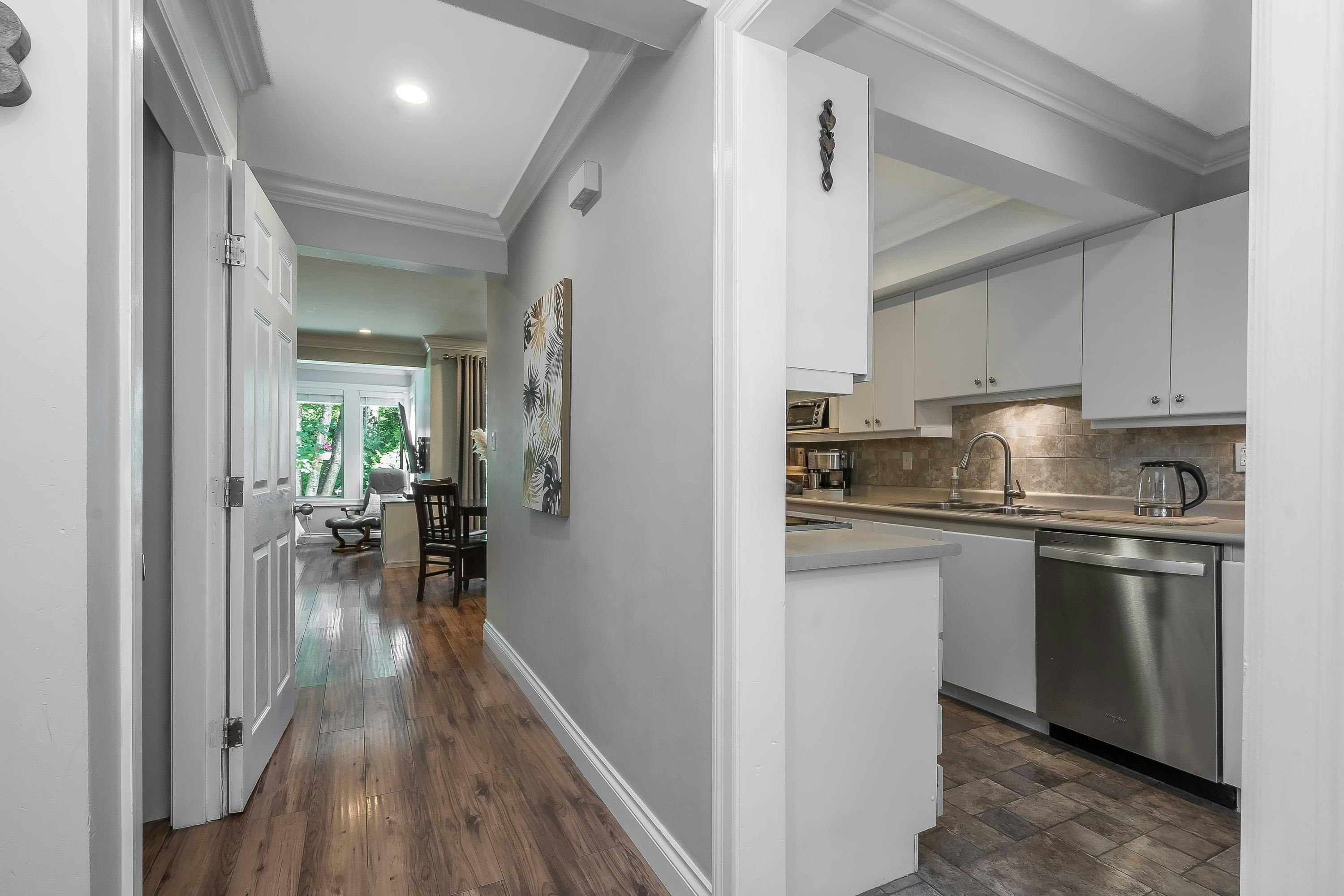1873 Lilac Drive, Surrey, BC, V4A 6C7 - 2