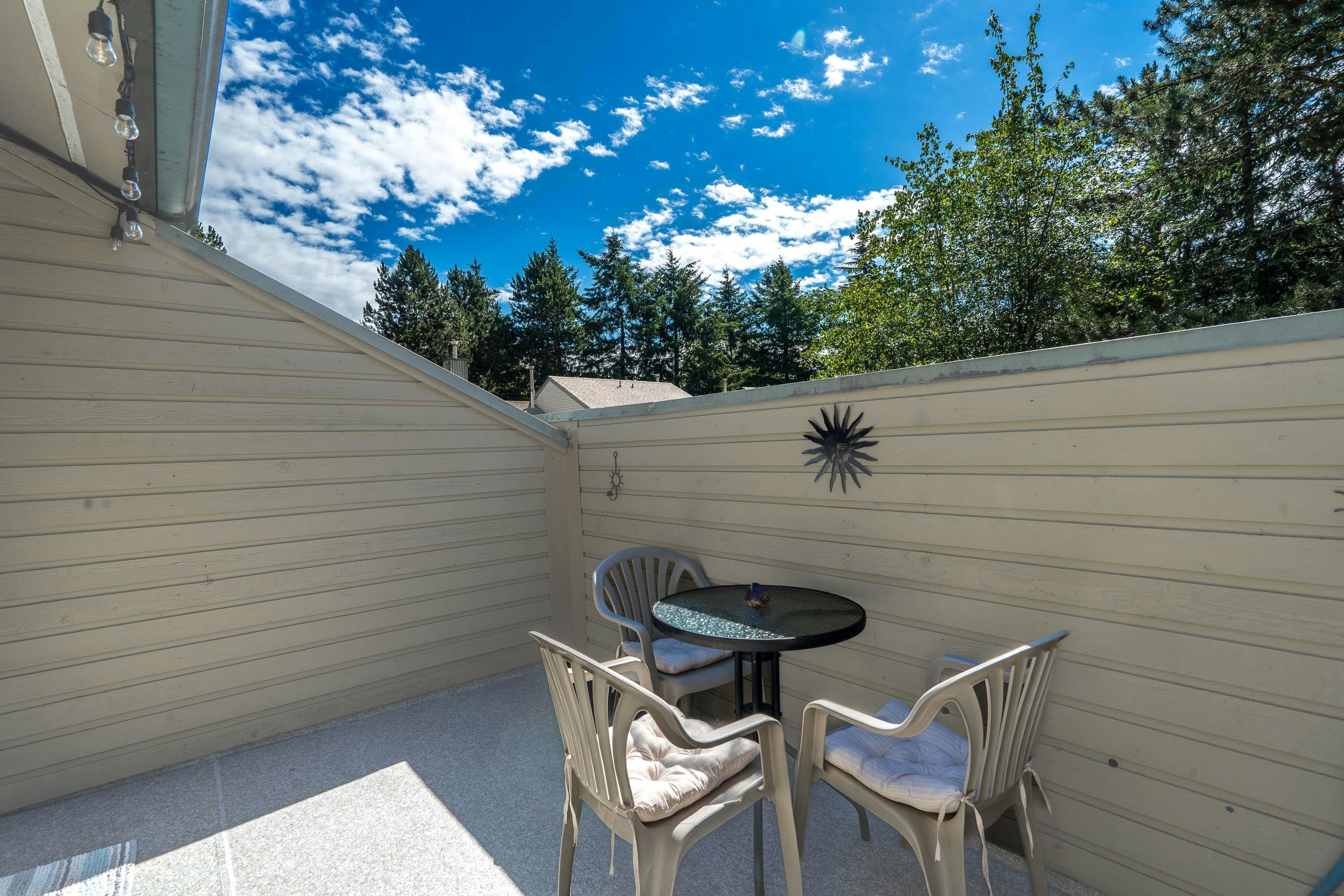 1873 Lilac Drive, Surrey, BC, V4A 6C7 - 32
