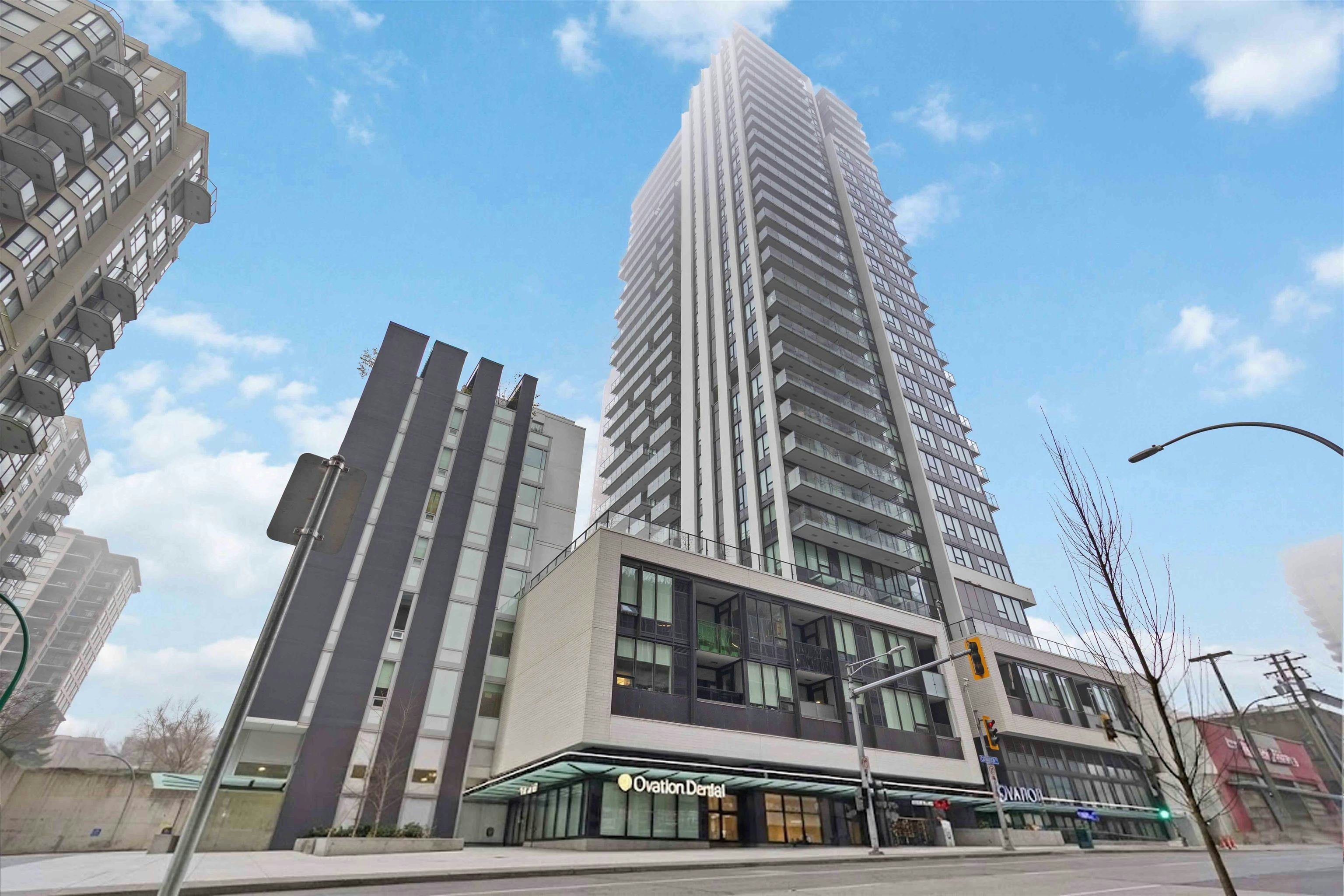 2402-823 Carnarvon Street, New Westminster, BC, V3M 0N5