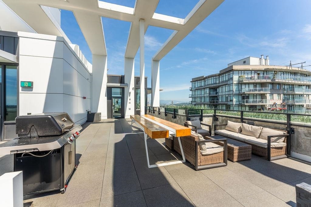 2402-823 Carnarvon Street, New Westminster, BC, V3M 0N5