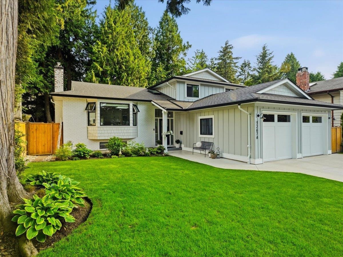 12674 19 Avenue, Surrey, BC, V4A 5T7