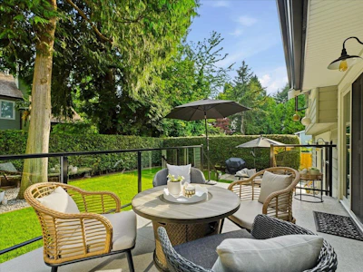 12674 19 Avenue - 5