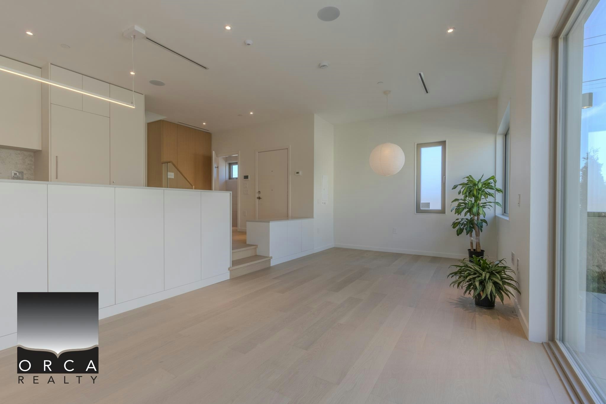 2-2915 5th Avenue, Vancouver, BC, V5M 1N6 - 6