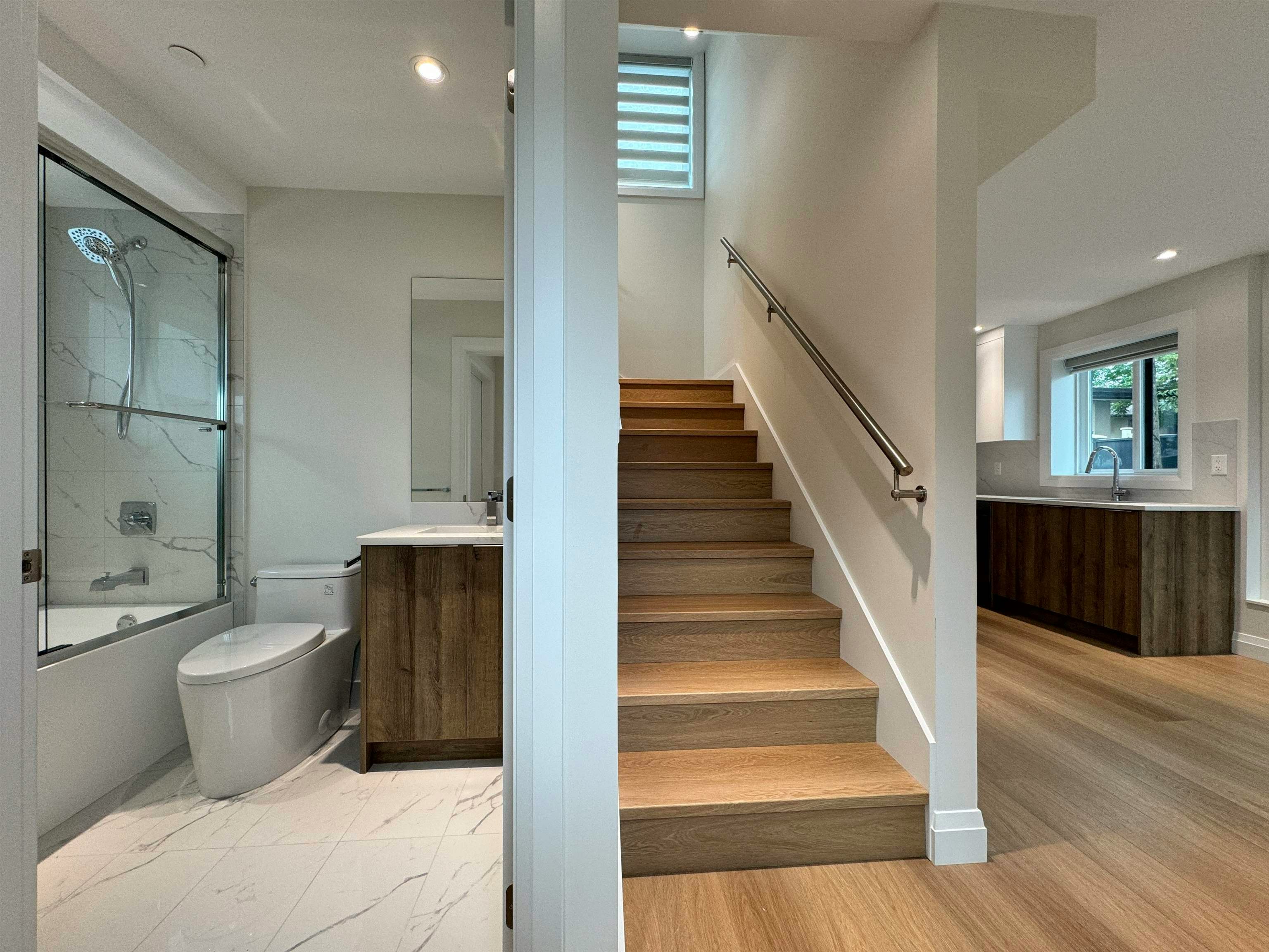 3830 Kootenay Street, Vancouver, BC, V5R 0B5 - 3