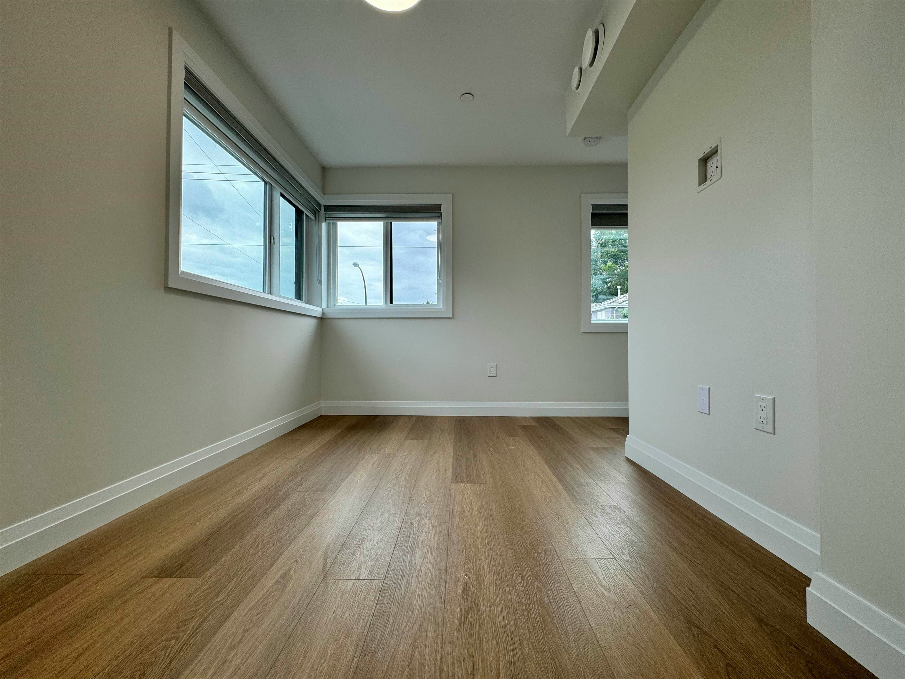 3830 Kootenay Street, Vancouver, BC, V5R 0B5 - 11