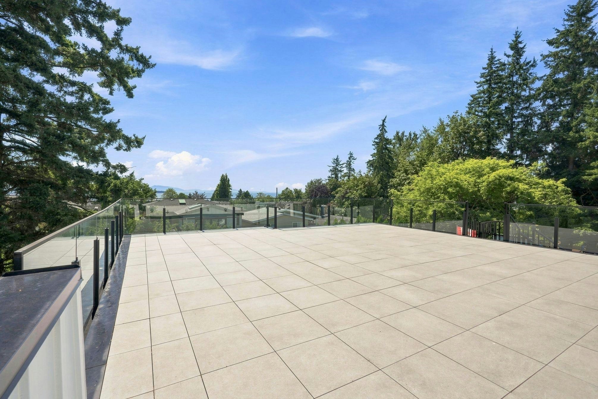 14750 Vine Avenue, Surrey, BC, V4B 2T1 - 32