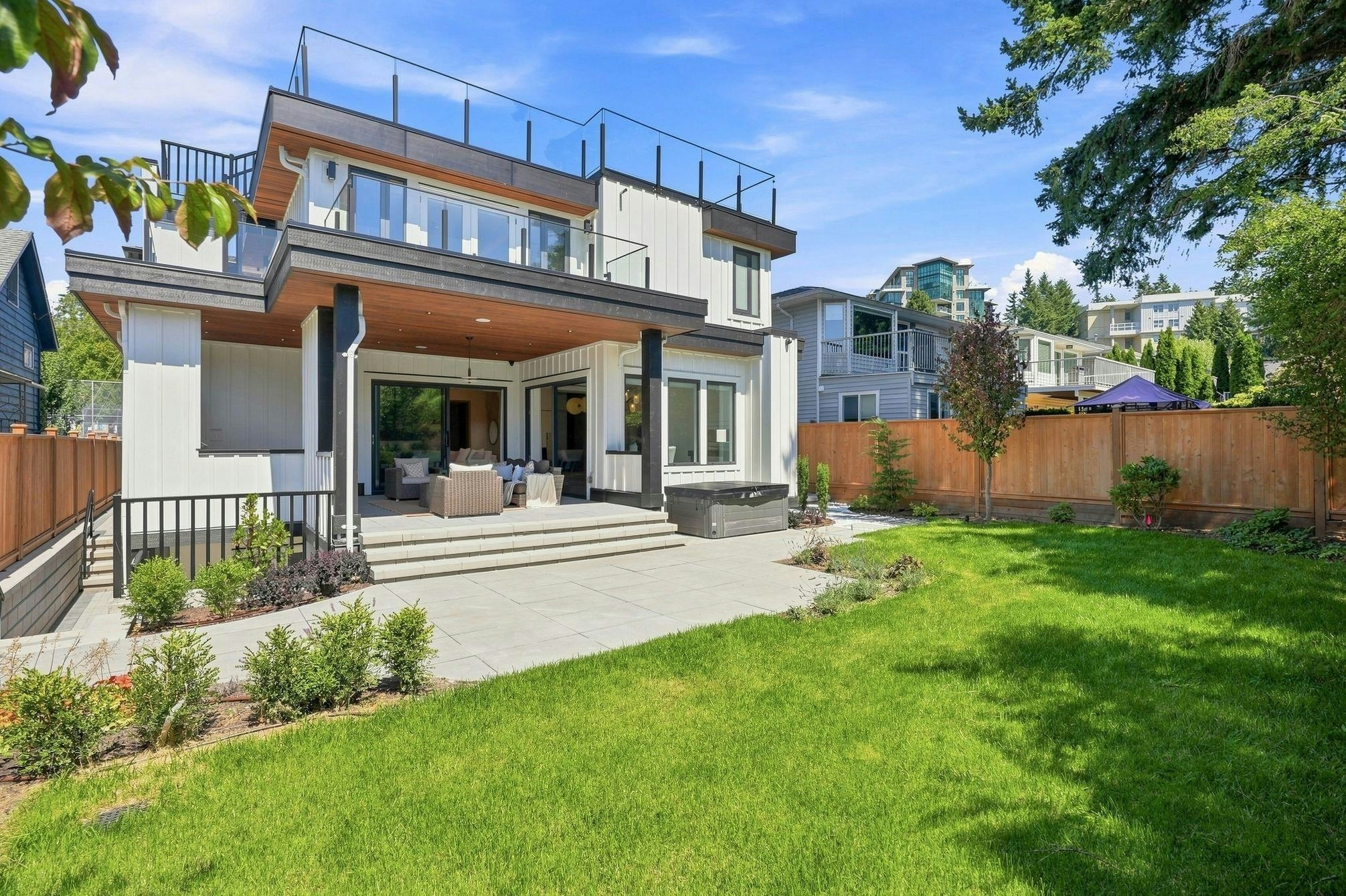 14750 Vine Avenue - 3