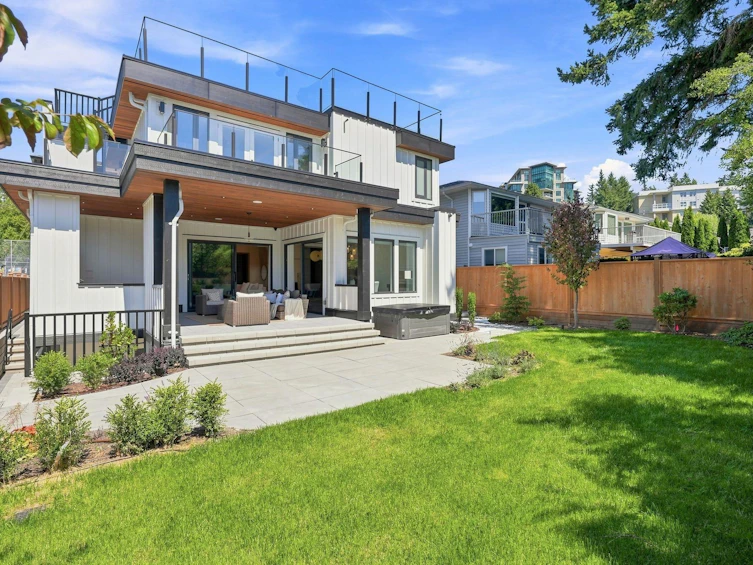 14750 Vine Avenue, Surrey, BC, V4B 2T1 - 3