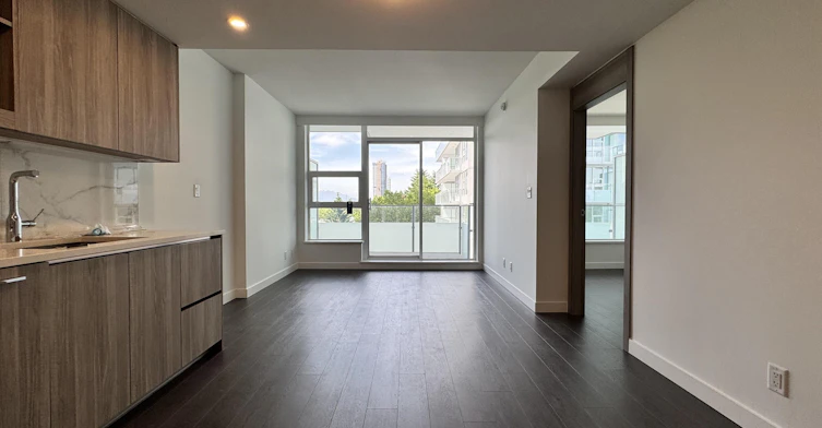 701-13768 100 Avenue, Surrey, BC, V3T 0V2 - 5