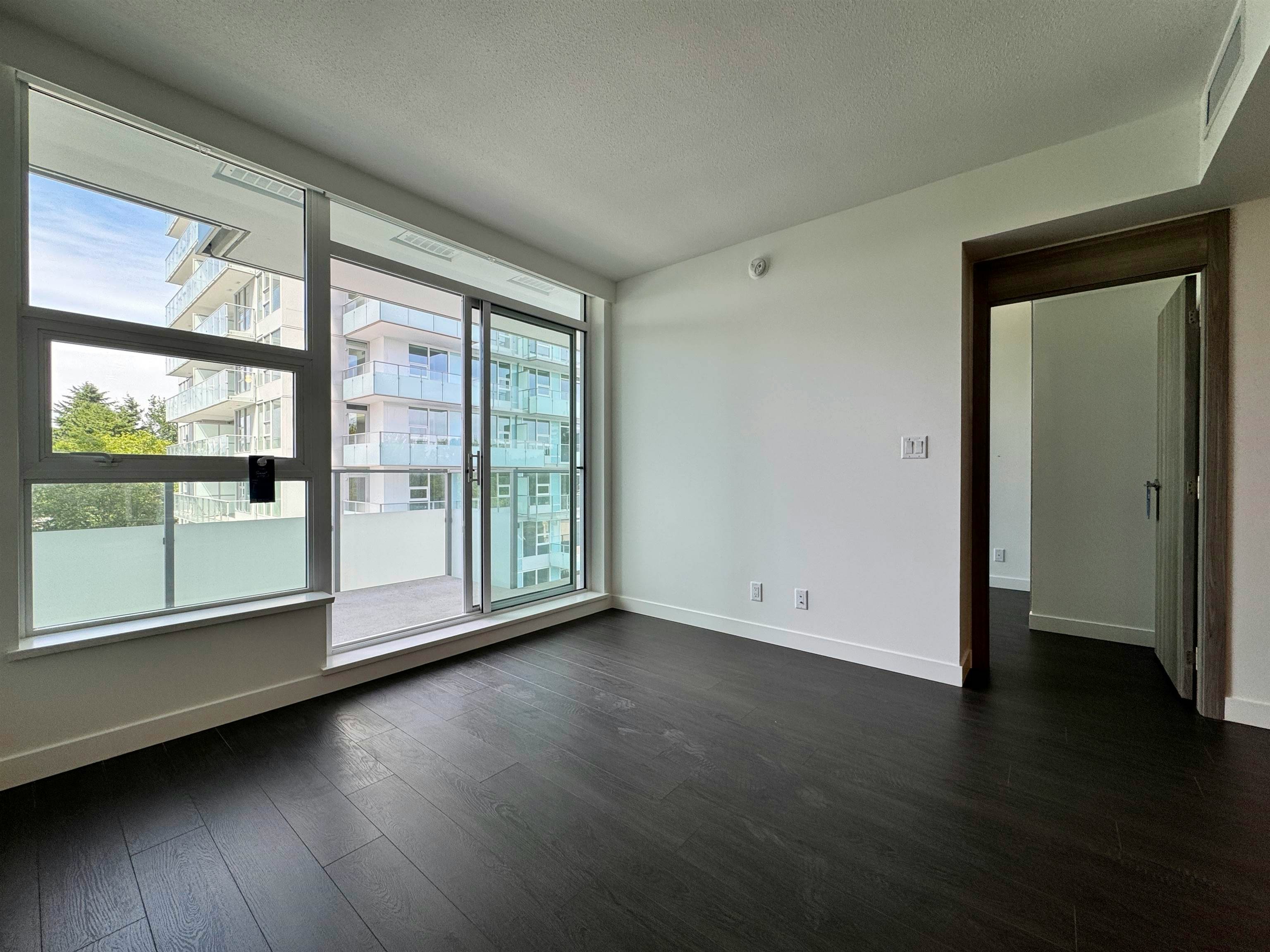 701-13768 100 Avenue, Surrey, BC, V3T 0V2 - 9