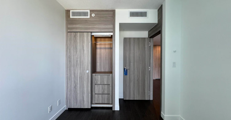 701-13768 100 Avenue, Surrey, BC, V3T 0V2 - 12
