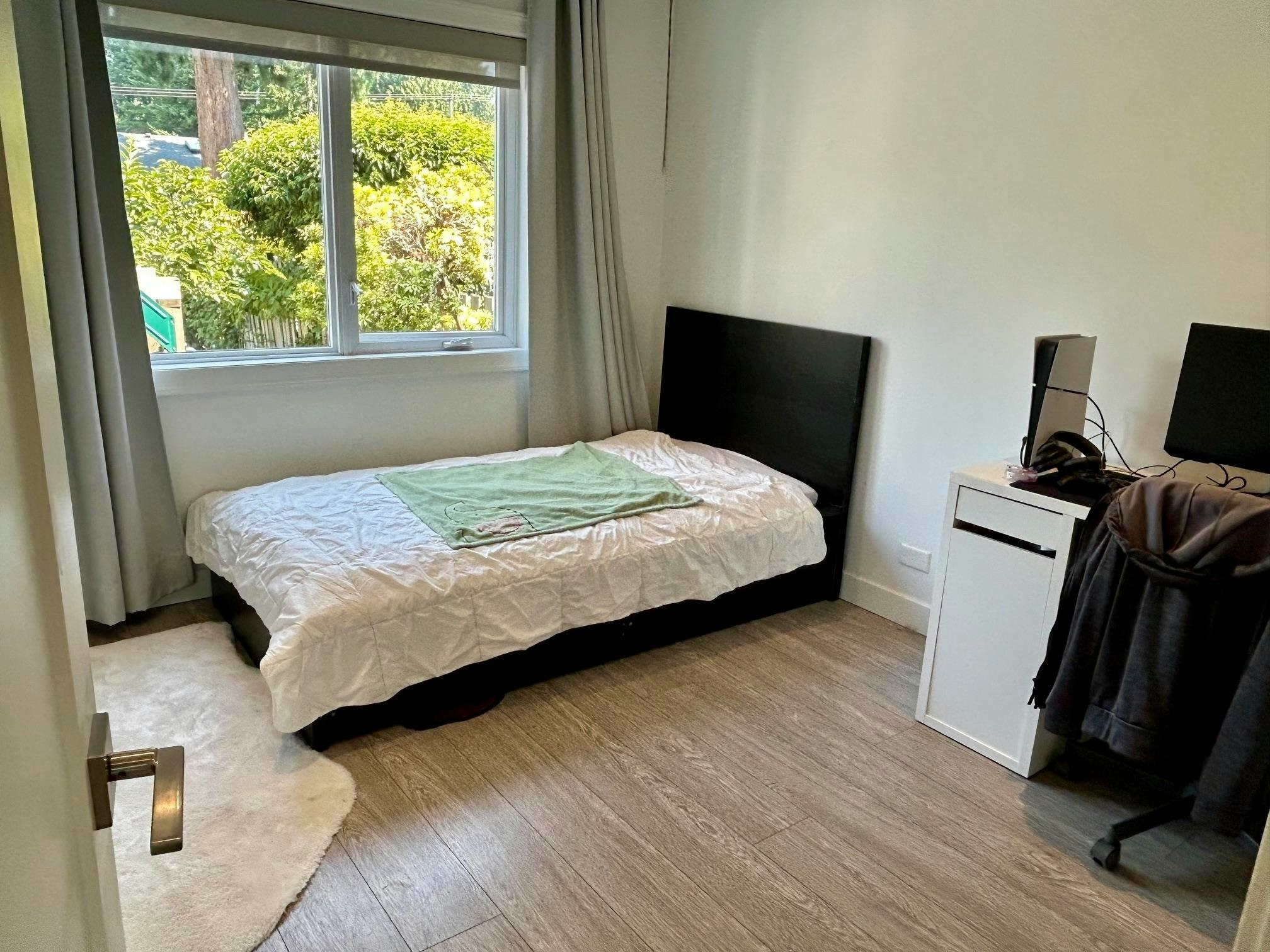 Upper-1015 Jefferson Avenue, West Vancouver, BC, V7T 2A6 - 10