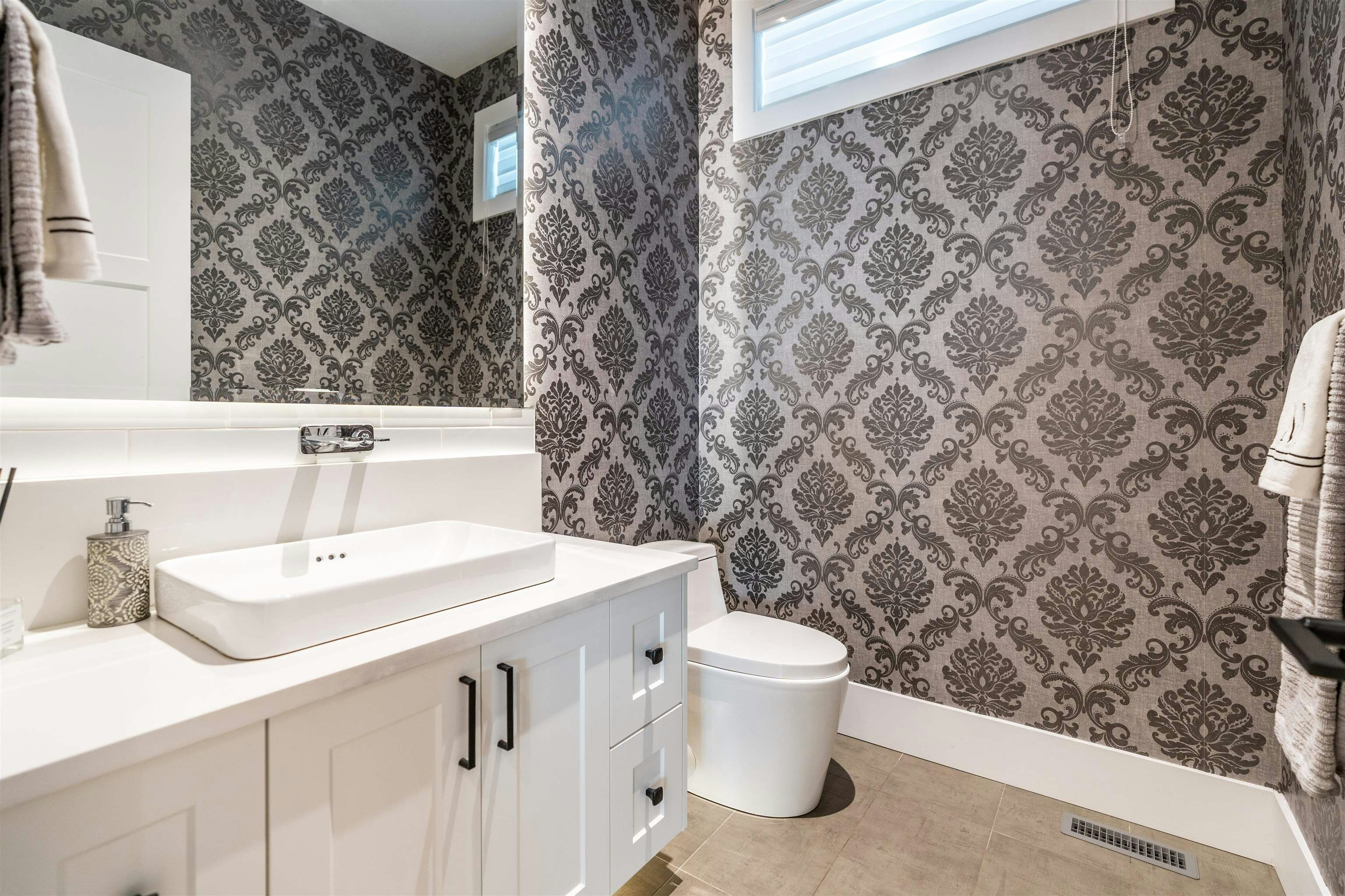9732 182 Street, Surrey, BC, V4N 5A9 - 6