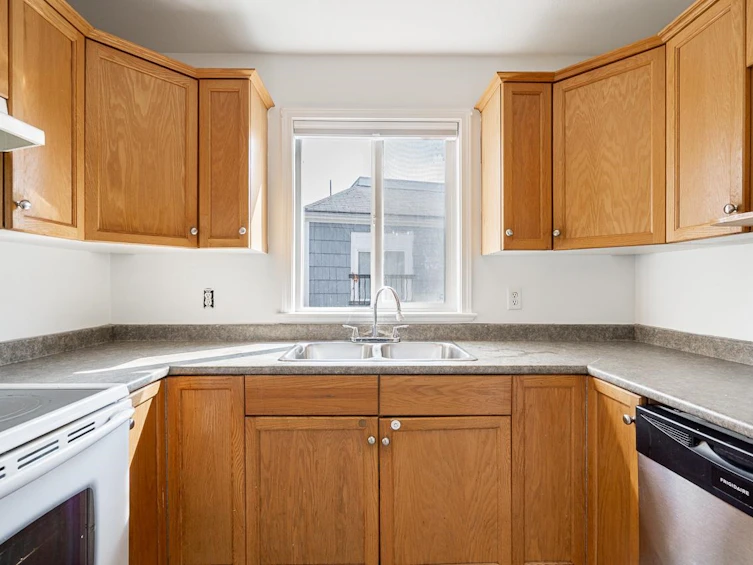 9570A Hazel Street, Chilliwack, BC, V2P 5N9 - 10