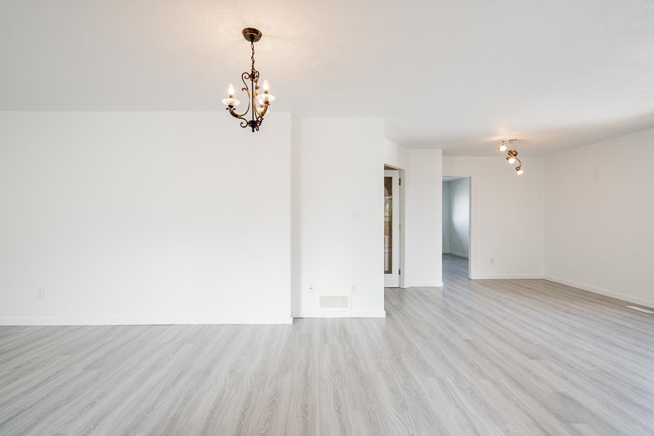 9570A Hazel Street, Chilliwack, BC, V2P 5N9 - 12