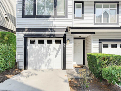 92-19932 70 Avenue - 3