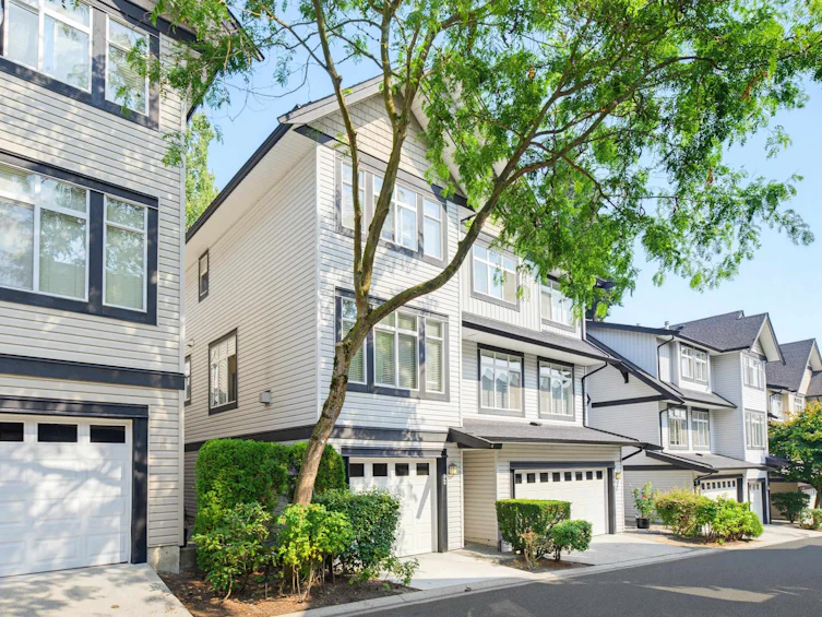 92-19932 70 Avenue, Langley, BC, V2Y 3C6 - 2