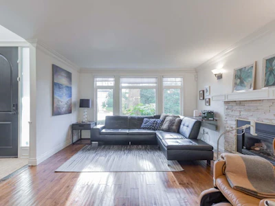 5890 Braemar Avenue - 4