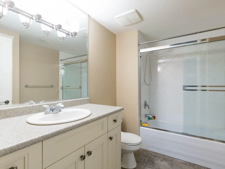 5890 Braemar Avenue, Burnaby, BC, V5E 3L5 - 29