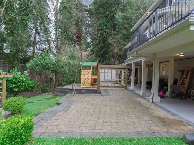 5890 Braemar Avenue, Burnaby, BC, V5E 3L5 - 33