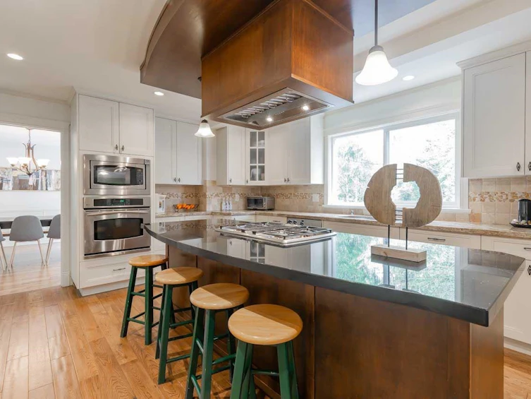 5890 Braemar Avenue, Burnaby, BC, V5E 3L5 - 9